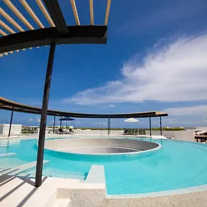 The Panoramic By Xperience Apartahotel