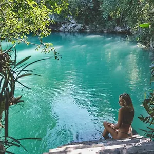 https://wakax-hacienda.quintano-roohotels.com